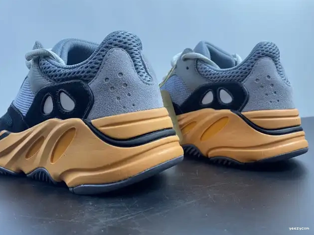 Sun Yeezy GW0296 Boost Adidas 700 V2 0503